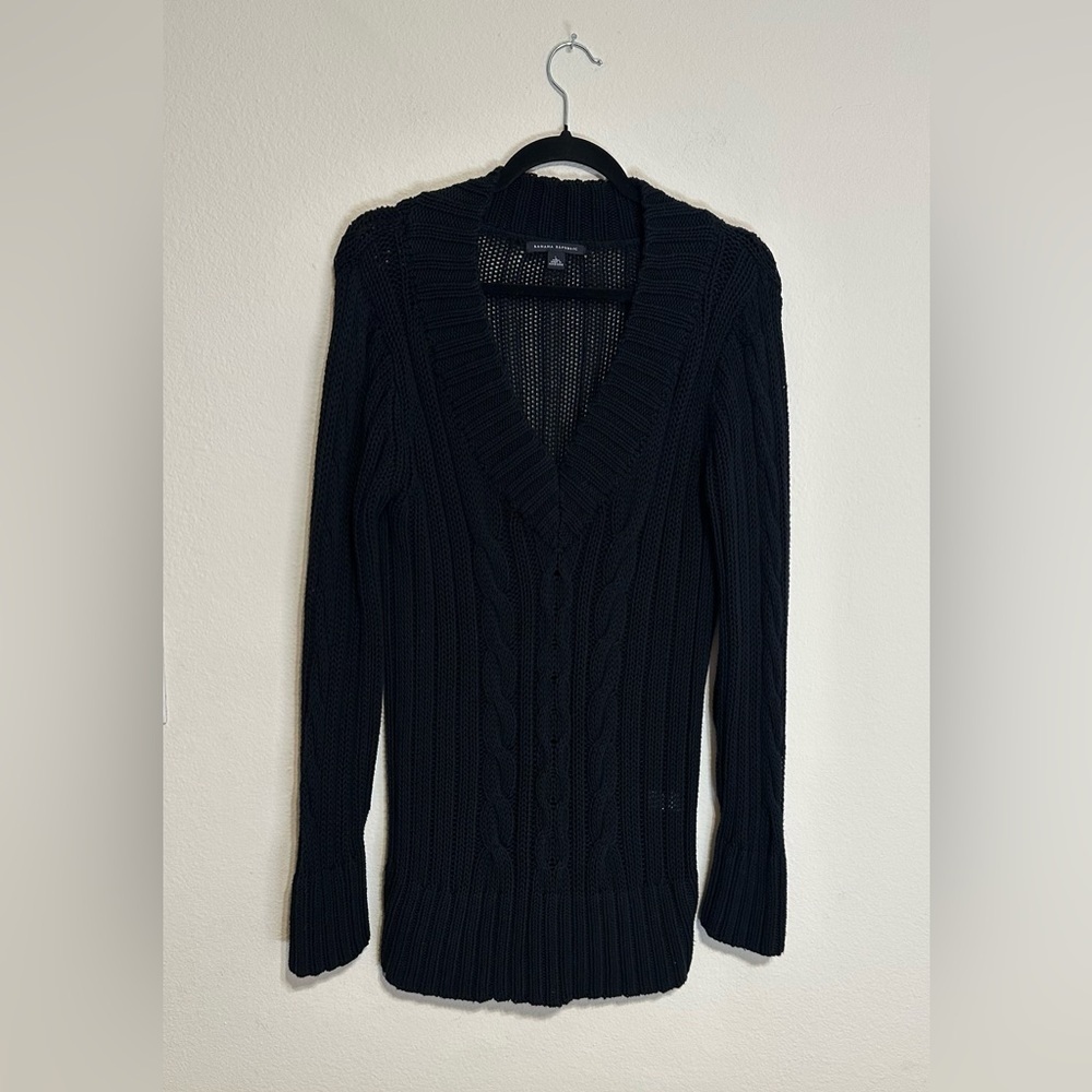 Banana Republic Deep Black Cable Knit V-Neck Sweater - Picture 3 of 13